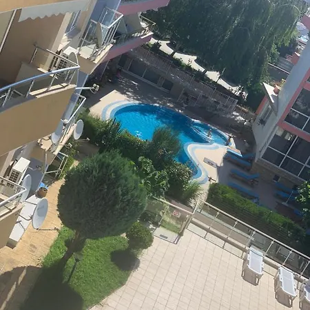 Διαμέρισμα Лъки 2 Sveti Vlas